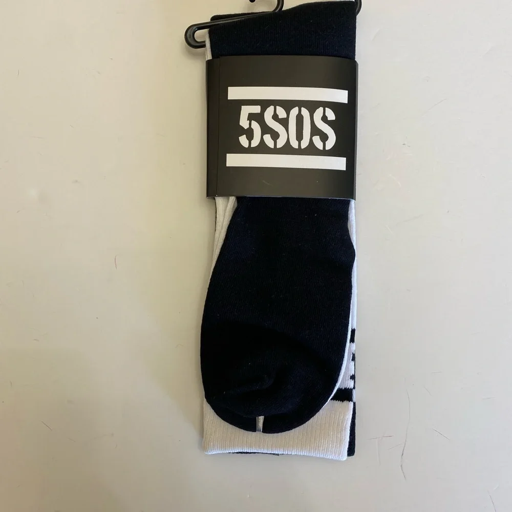 Five Seconds of Summer crew socks!